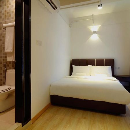 Bulatan Hostel Tanjong Aru Экстерьер фото