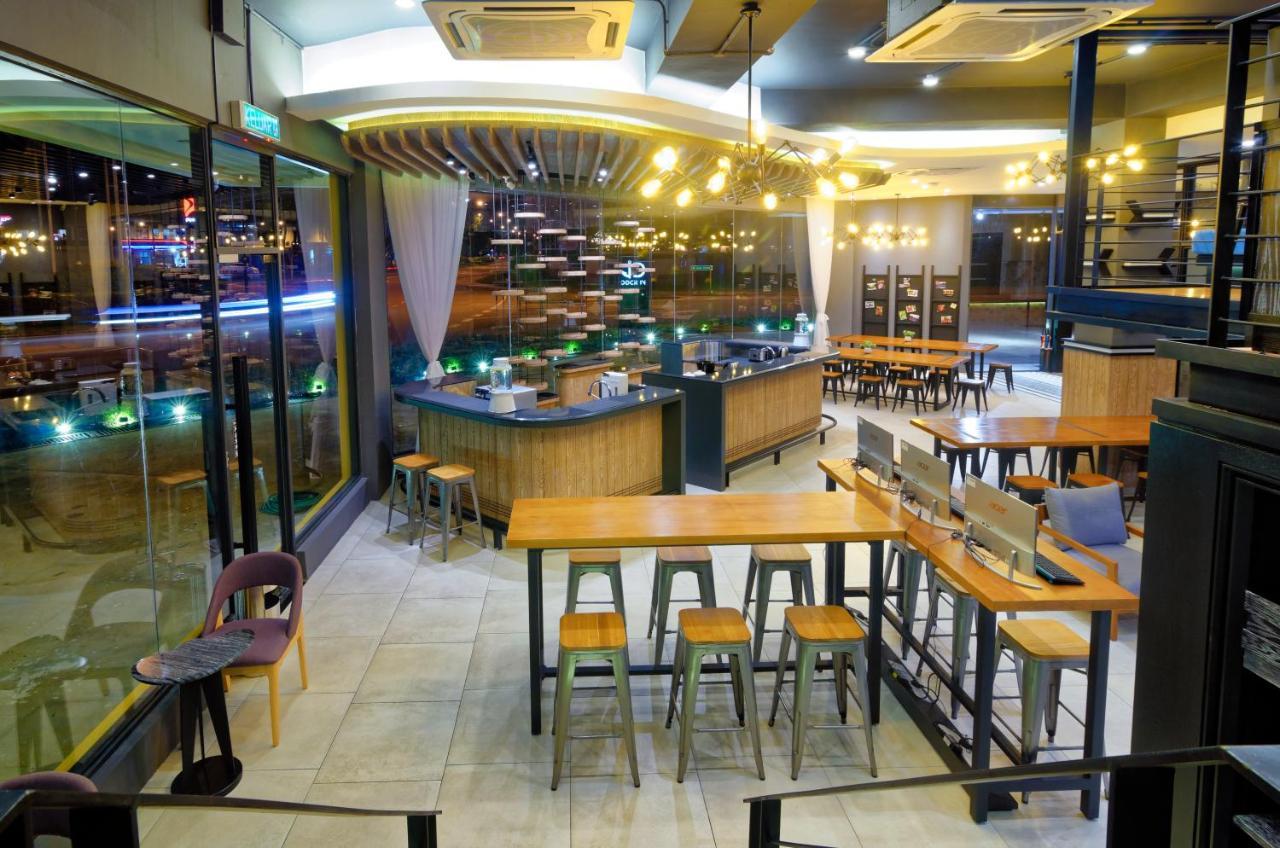 Bulatan Hostel Tanjong Aru Экстерьер фото